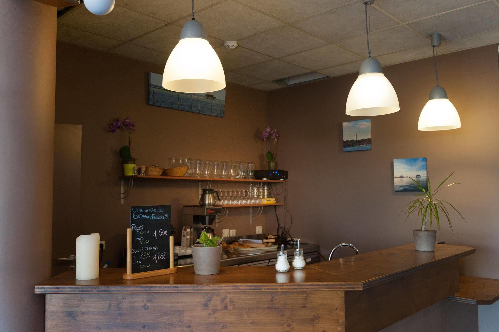 Auberge De Jeunesse Hi Bordeaux-Blanquefort - Ex Otellia מראה חיצוני תמונה